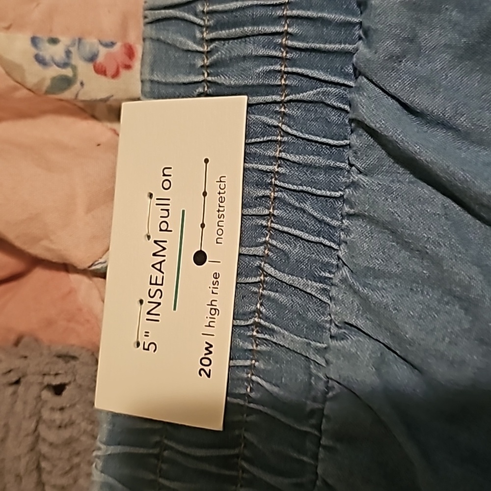 Maurices pull on shorts - Picture 4 of 5
